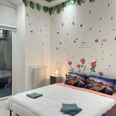 One-bedroom Apartment, Convenient To Visit The City-to *