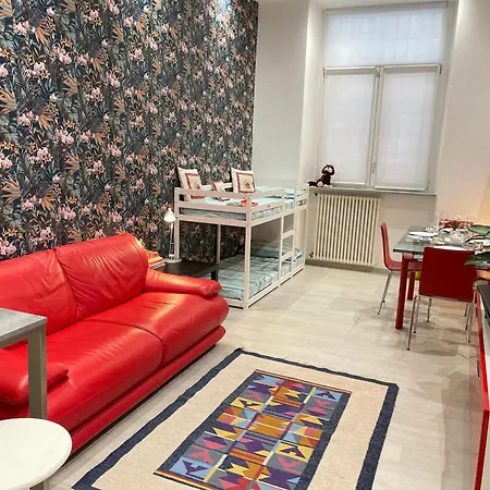 Apartment One-bedroom Apartment, Convenient To Visit The City-to Turin